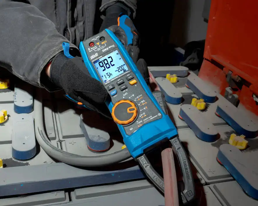 Solar+ Clamp Meter CAT III 1500 V | ACM-1500DC