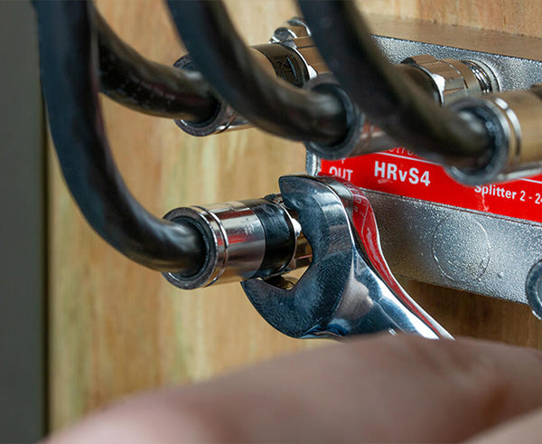 Ratcheting Stubby Speed Wrench, 7/16" - Close up of use - Primus Cable