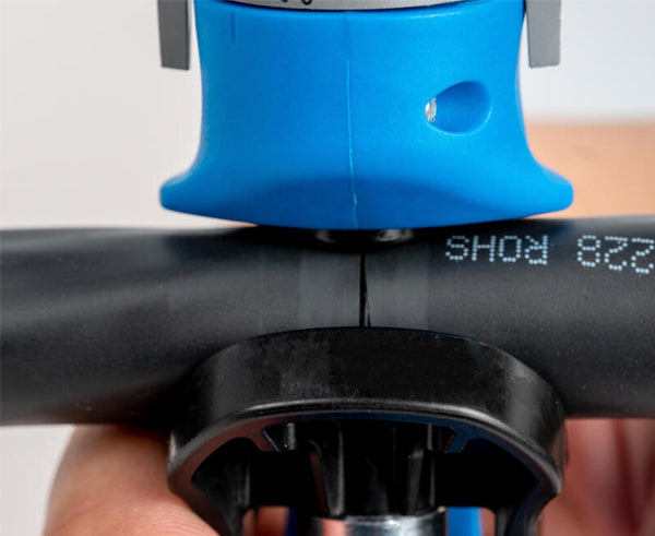 Round Cable Strip and Ring Tool, 4.5-29mm Outer Jacket - Slicing through PVC hose - Primus Cable