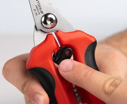 Heavy Duty Scissor with Wire Stripper - Lockable mechanism - Primus Cable