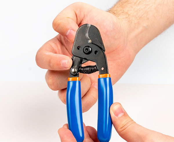 Compact Cable Cutter - Hand held - Primus Cable