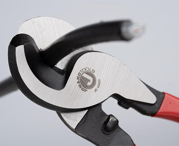 High Leverage Cable Cutter - Tool being used to cut black cable - Primus Cable