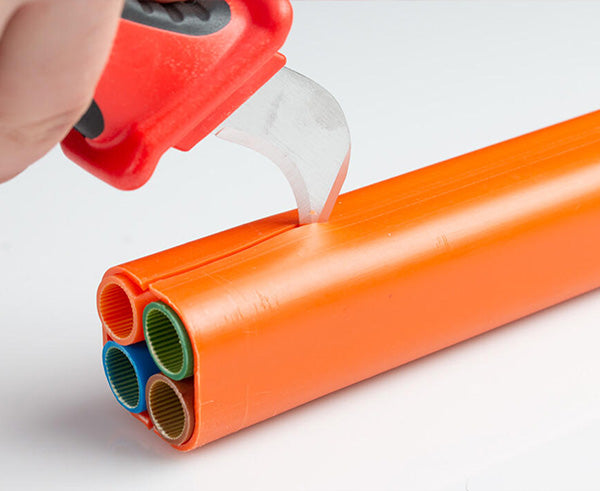 Insulated Cable Sheathing Knife - Close up of curved blade working - Primus Cable