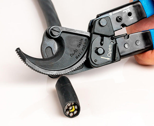 Ratcheting Cable Cutter, 500 MCM - Result of cable cutter tool - Primus Cable