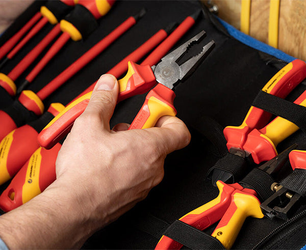 11 Piece Insulated Tool Kit - Pliers in hand - Primus Cable
