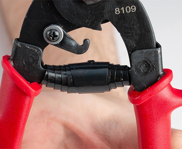 Showing Locking Mechanism on Tabbing Shears - Primus Cable