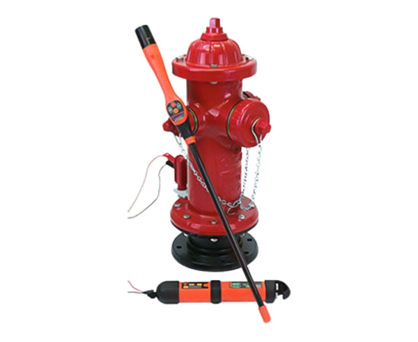ViperMag™ Pipe and Cable Locator, Includes Receiver, Transmitter, Direct Connect Cables, Ground Rod, Batteries, Soft Side Case, and User Guide
