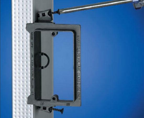 Screw-on Low Voltage Mounting Brackets, Black with Screws- Installation