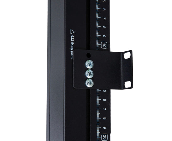 Basic Rack Mount PDU - 20A, 200-240V, 3.3kW w/IEC C13 & C19 Outlets (Vertical) - Close up - Primus Cable