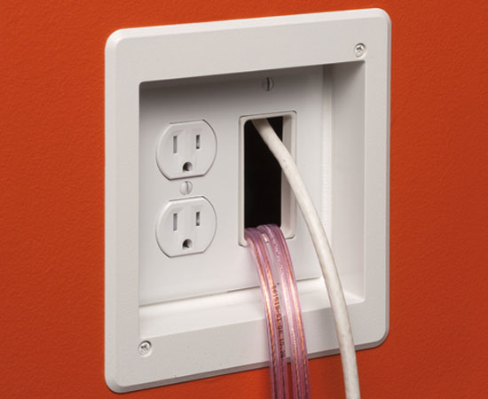 The SCOOP™ Single-Gang Reversible Low-Voltage Wall Plate- Installed 