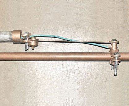 Bronze Casting Grounding Clamp for Pipe with Copper Assembled Strap and Two Screw Hub